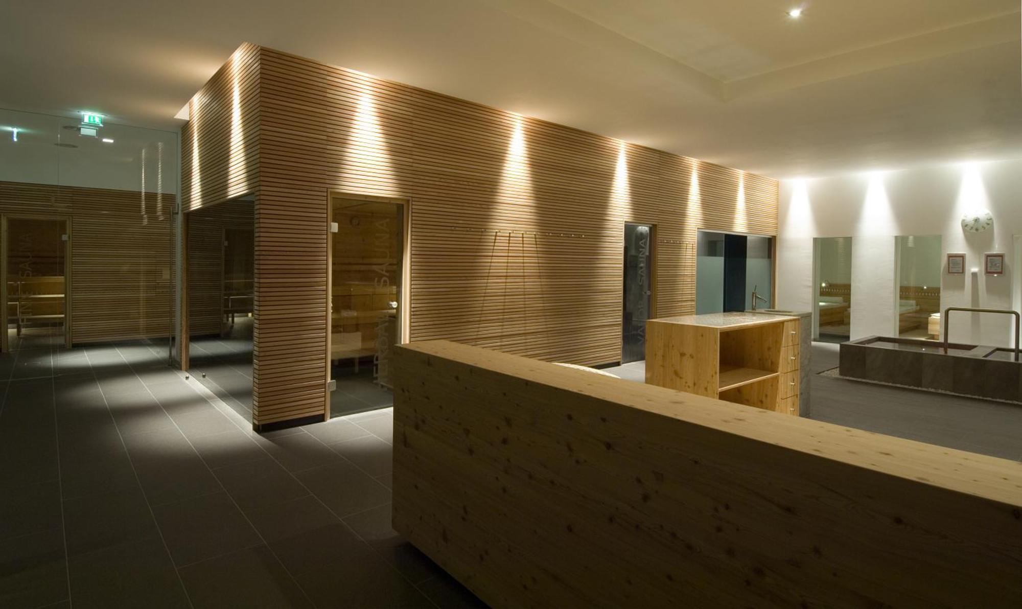 Sexten Paramount Alma Suites מראה חיצוני תמונה